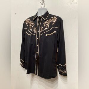 74. 24-25”PTP Ely Diamond Vintage Button Down